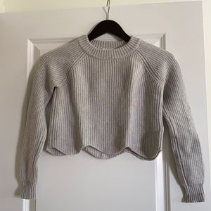 Scalloped edge cropped sweater